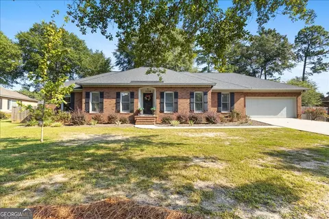 108 Cedar Ridge Dr, Perry, GA 31069