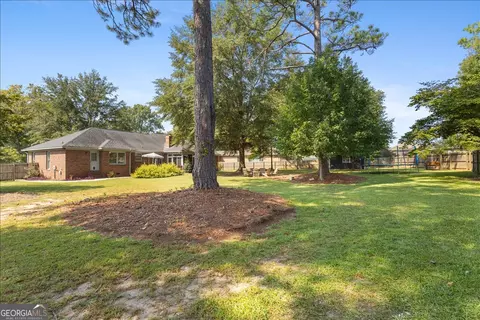 Exterior - 108 Cedar Ridge Dr, Perry, GA 31069 photo 10 of 17