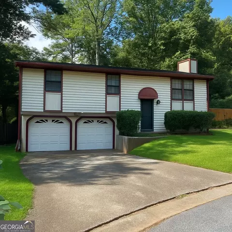 2077 Mallard Way, Lithonia, GA 30058