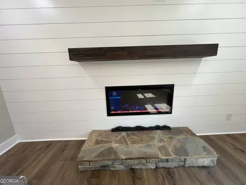 Living - 57 Hubbard Rd, Lagrange, GA 30240 photo 3 of 4