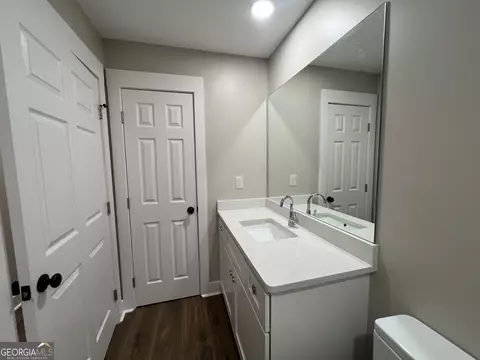 Bath - 57 Hubbard Rd, Lagrange, GA 30240 photo 5 of 6