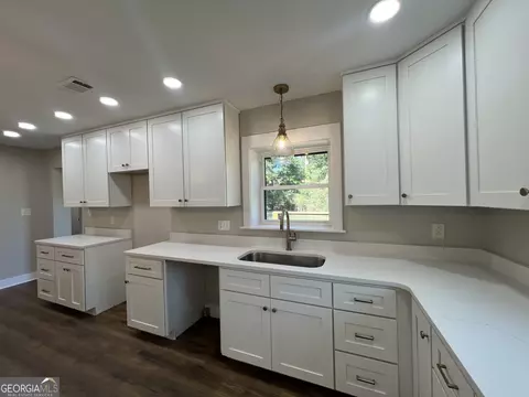 Kitchen - 57 Hubbard Rd, Lagrange, GA 30240 photo 3 of 3