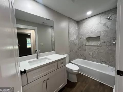 Bath - 57 Hubbard Rd, Lagrange, GA 30240 photo 4 of 6