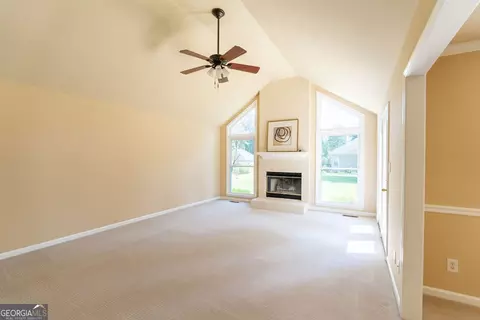 Living - Undisclosed, Perry, GA 31069 photo 3 of 4
