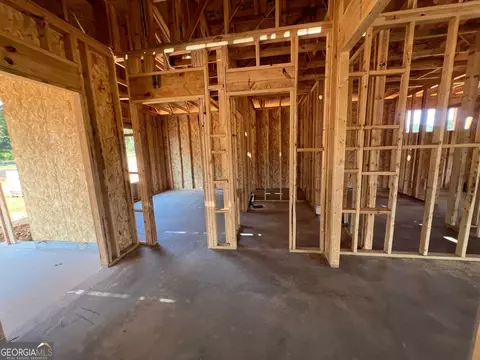 Entry Way - 2640 Williamson Rd, Williamson, GA 30292 photo 6 of 12