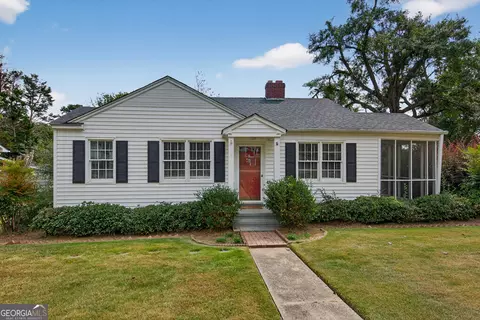 224 Beechwood Cir, Lagrange, GA 30240