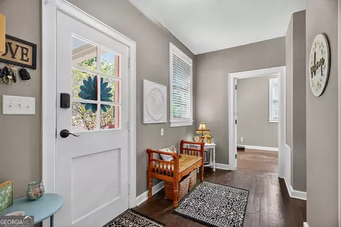 Entry Way - 1400 Vernon St, Lagrange, GA 30240 photo 3 of 3