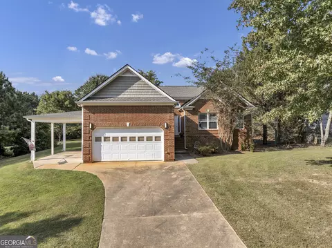 270 Diamond Ct, Carrollton, GA 30116