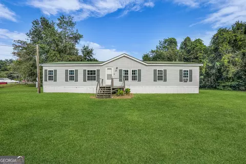 15 Meadowbrook Way, Ellabell, GA 31308