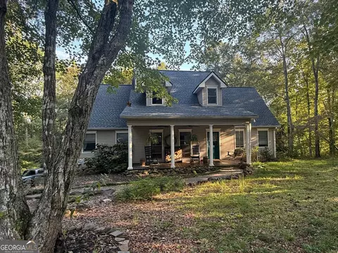 399 Grindstone Creek Dr, Clarkesville, GA 30523