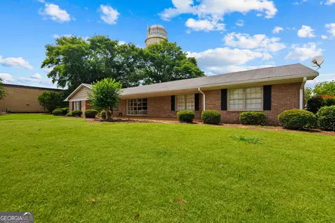 134 E 4th Ave, Buena Vista, GA 31803