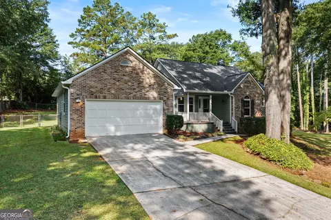 105 Elberta St, Mcdonough, GA 30253 photo 3
