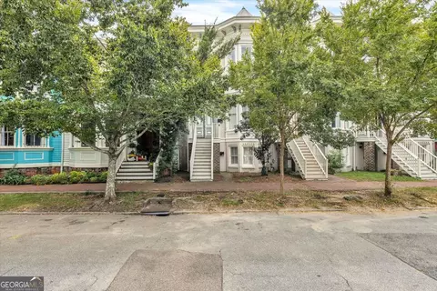 209 E Duffy St E, Savannah, GA 31401