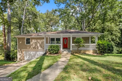 479 Larchmont Cir NW, Atlanta, GA 30318