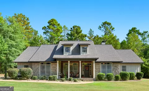 8139 Saddlehorn Dr, Midland, GA 31820