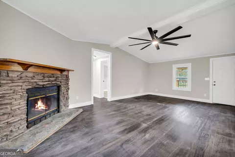 Living - 5620 Mize Rd, Toccoa, GA 30577 photo 4 of 5