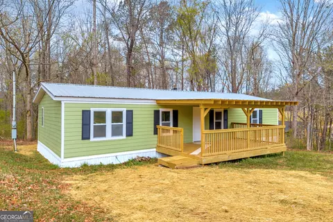 Exterior - 5620 Mize Rd, Toccoa, GA 30577 photo 2 of 8
