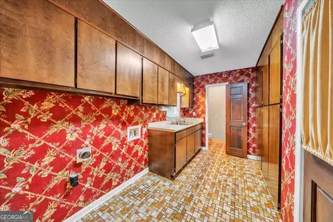 Other - 2311 Scott Dr, Dublin, GA 31021 photo 8 of 9