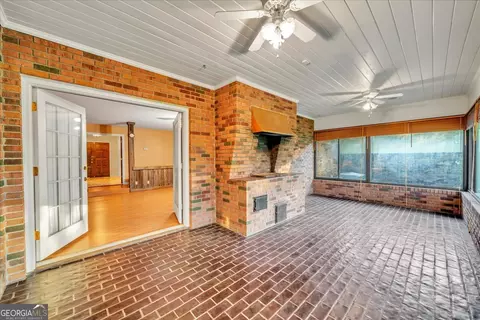 Exterior - 2311 Scott Dr, Dublin, GA 31021 photo 9 of 11