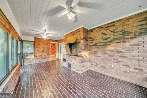 Exterior - 2311 Scott Dr, Dublin, GA 31021 photo 10 of 11