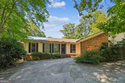 1196 Valley Dr NE, Conyers, GA 30012