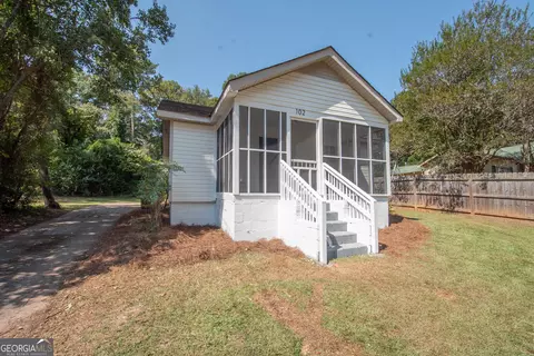 102 Ewing St, Lagrange, GA 30240