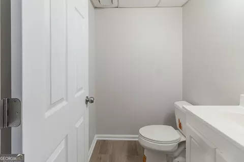 Bath - 10 Mariner Way SE, Acworth, GA 30102 photo 1 of 3