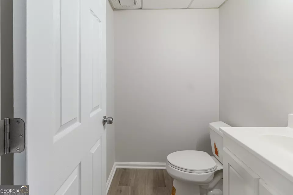 Bath - 10 Mariner Way SE, Acworth, GA 30102 photo 1 of 3