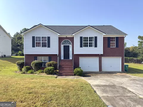 4527 Berline Dr, Lithonia, GA 30038