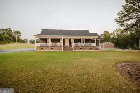 410 Country Kitchen Rd, Barnesville, GA 30204