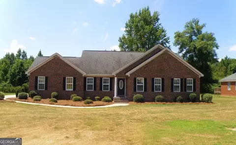 220 Bruiser Cir, Statesboro, GA 30458