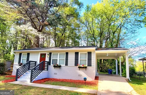 2825 Mango Cir NW, Atlanta, GA 30318