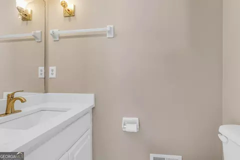 Bath - 240 Harkness Rd, Jackson, GA 30233 photo 1 of 3