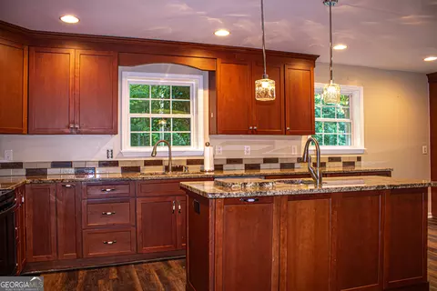 Kitchen - 240 Harkness Rd, Jackson, GA 30233 photo 2 of 12