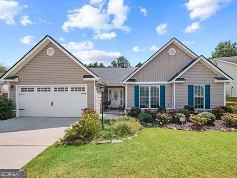 76 Colonial Ct, Jefferson, GA 30549
