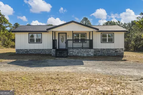 65 Saddle Trl, Box Springs, GA 31801