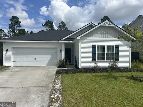 426 Brightleaf Cir, Hinesville, GA 31313