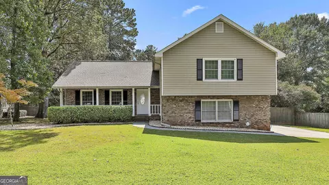 102 Spincast Ct, Peachtree City, GA 30269