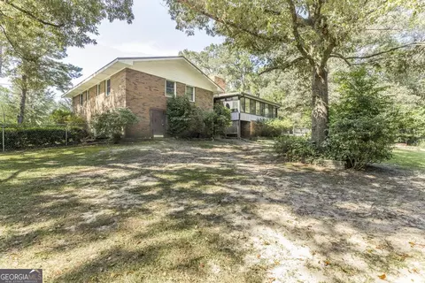 Exterior - 124 Echo Ln, Warner Robins, GA 31088 photo 8 of 12