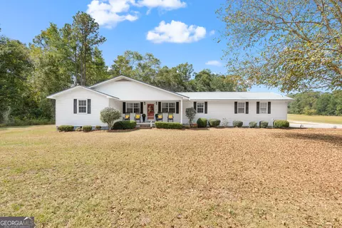 121 Terri Dr, Millen, GA 30442