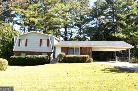 6278 Thornhedge Dr, Riverdale, GA 30296