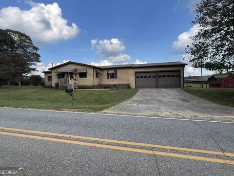 915 Holiness Campground Rd, Cleveland, GA 30528