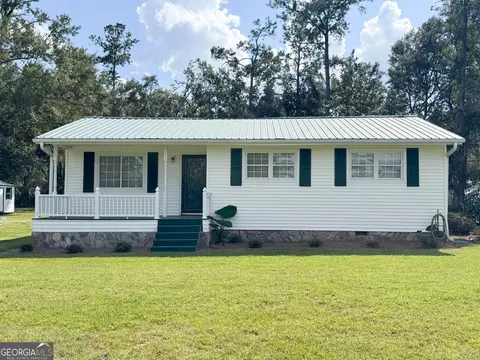 1161 Sweetgum Ln, Baxley, GA 31513