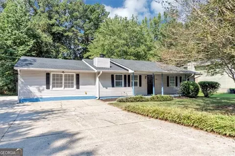6715 Alvan Ct, Riverdale, GA 30296