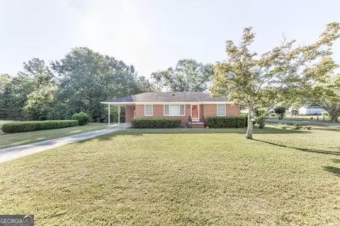 Exterior - 103 Thomas St, Dublin, GA 31021 photo 8 of 9
