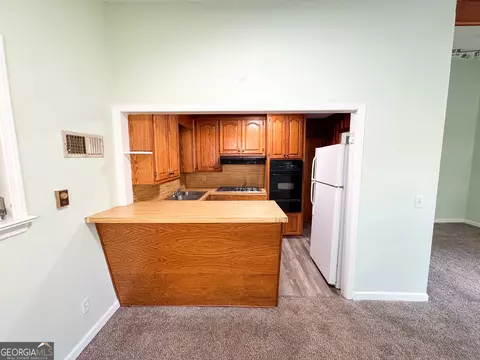 Kitchen - 201 S Chilton Cres, Lagrange, GA 30240 photo 3 of 3