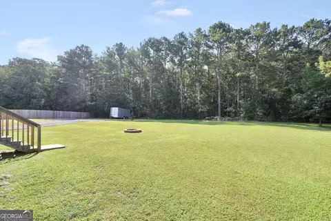 Exterior - 106 Dawn Ct, Jackson, GA 30233 photo 5 of 7
