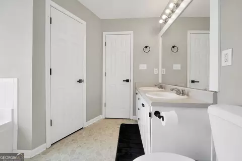 Entry Way - 106 Dawn Ct, Jackson, GA 30233 photo 2 of 2