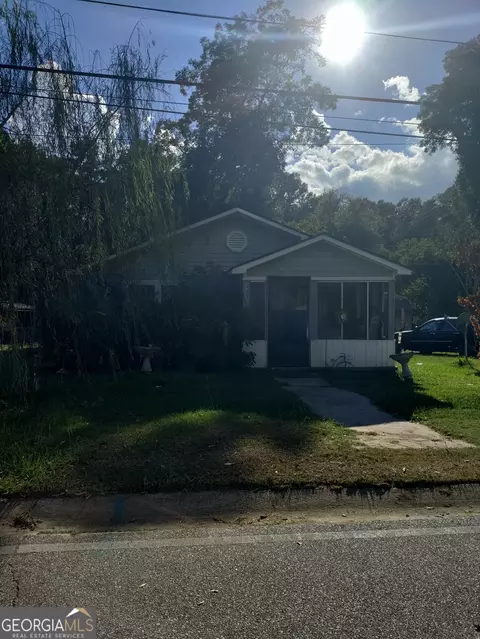 589 Liberia St NW, Pelham, GA 31779