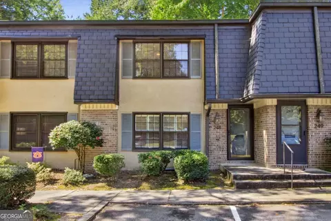 248 Triumph Dr NW, Atlanta, GA 30327